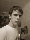 Денис Калюжный фотография #2 (источник - https://vk.com/id11136207)