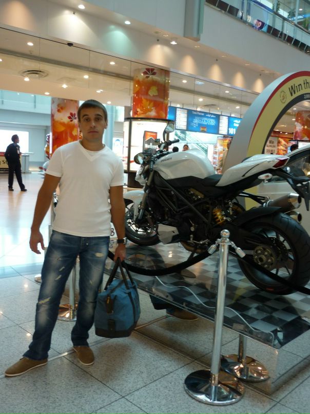 Антон Петров фотография #39