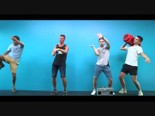 Траволатор. Улица