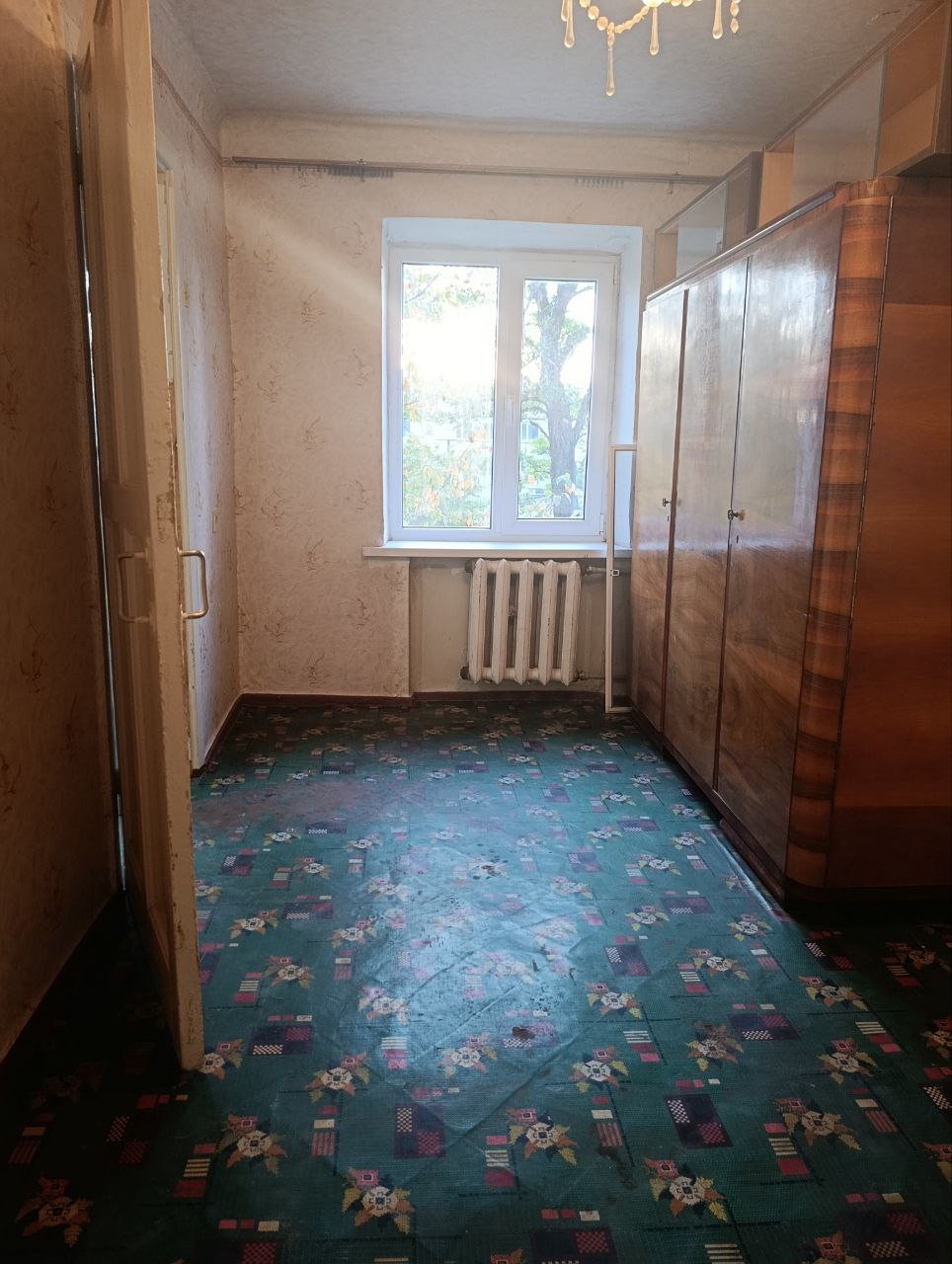 🏡2-комнатная квартира кв. Шевченко 💰4 300 000р. Ленинский район Напротив рынок "Поляна", 2/5 эт. кирпичного дома, общ. пл. 45 кв.м, кухня 5,9 кв.м. Хорошее жилое состояние, кухня с ремонтом, с\у совмещенный. Удобное расположение, рядом школа, д/сад, рынок “Поляна”, остановка транспорта, торговые цен...
